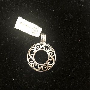 Premier Designs silver snap on